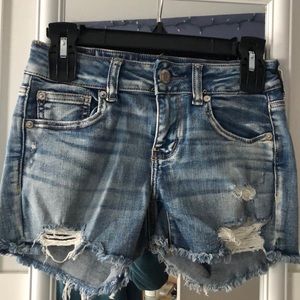 American Eagle jean shorts!!